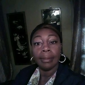 Meet your Posher, Tenisha